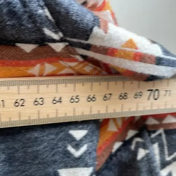 Levi's - Oversized Baggy Navajo Long Sleeve Shirt - Grey / Orange - XL - Picture 9 of 10